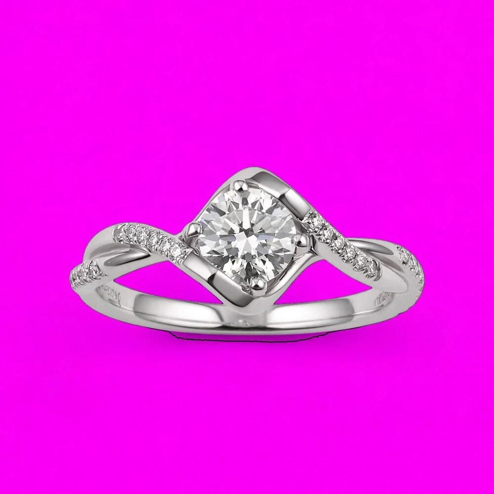 Moissanite Women's Jewelry